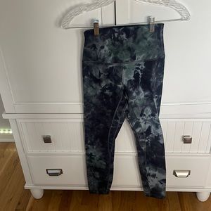 LuLulemon Align High Rise Pants 25”